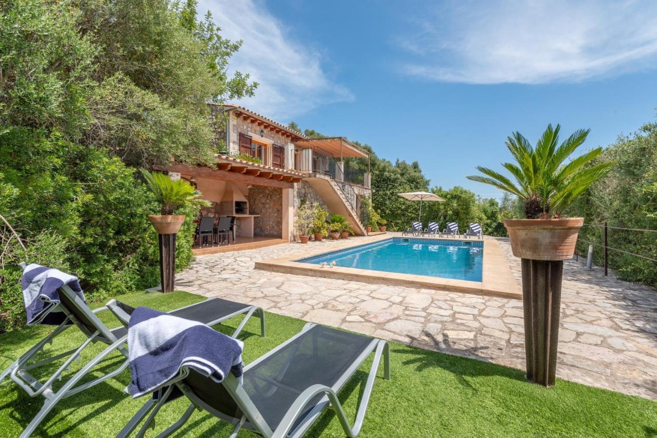 Es Puch Villa Buger
